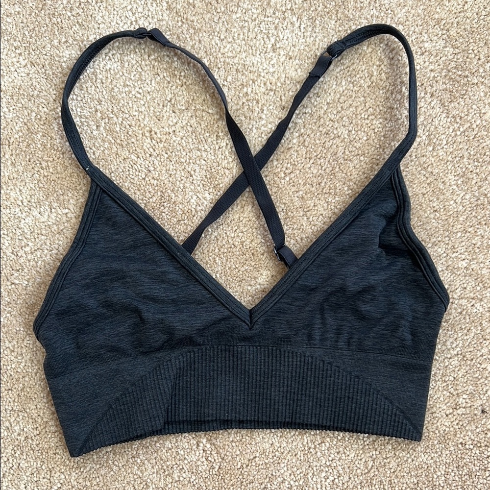 Lululemon adjustable strap bra